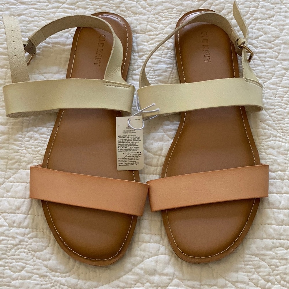 Old navy sandals NWT size 9
